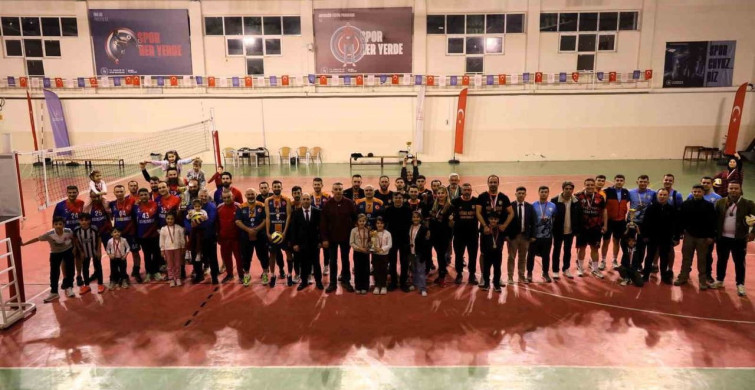 Bilecik'te Voleybol Turnuvası Finali