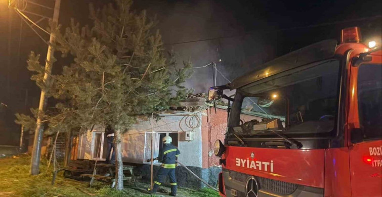 Bilecik'te Yangın: Ev Alevlere Teslim Oldu