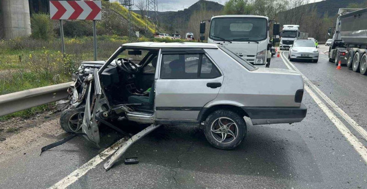 Bilecik'te Zincirleme Trafik Kazası: 4 Yaralı