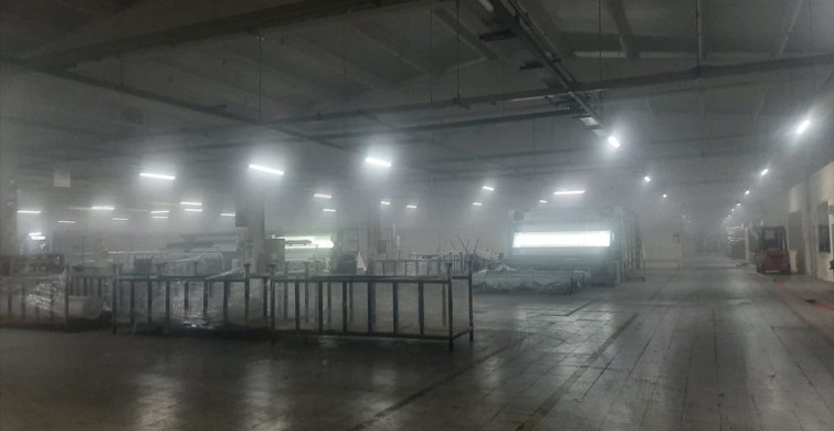 Bilecik'teki Tekstil Fabrikasında Yangın: 3 İşçi Hastaneye Kaldırıldı