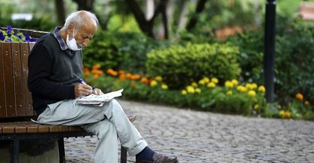 Bilim Kurulu Üyesi Prof. Dr. Tevfik Özlü'den 65 Yaş Üstü İçin Açıklama
