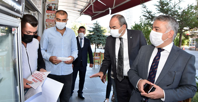 Bilim Kurulu Üyesi Restoran ve Kafeler İçin Önerilerde Bulundu