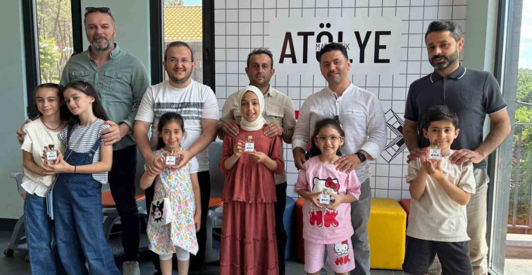 Bilim Ümraniye’de babalar ve çocuklar kendi parfümlerini tasarladı