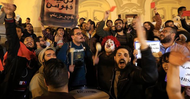 Bin Salman'ın Planlanan Ziyareti Protesto Edildi