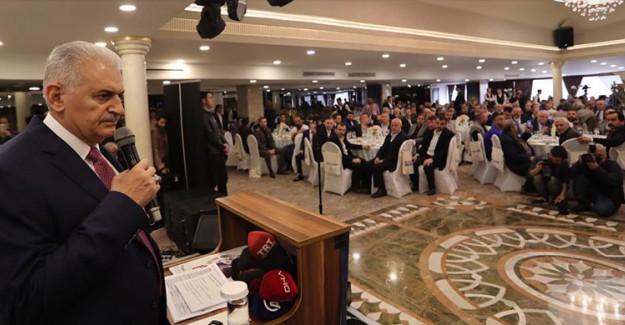 Binali Yıldırım: Bizi Birleştiren Unsur Bayrağımızdır