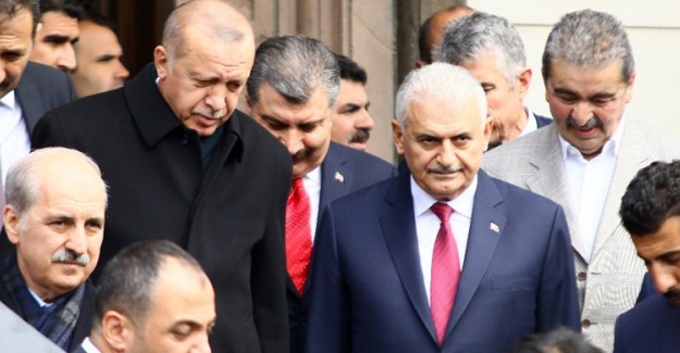 Binali Yıldırım Cuma Namazı Sonrasında Önemli Açıklamalarda Bulundu