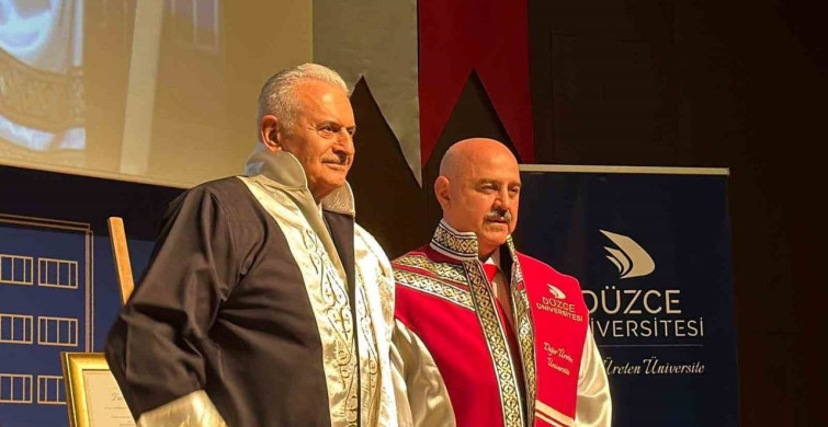 Binali Yıldırım'dan Kritik Açıklamalar: "BM Üyeleri Dünya Milletleri ile Oynuyor"