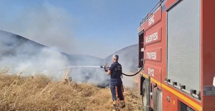 Bingöl'de anız yangınına itfaiye ve orman ekipleri müdahale ediyor