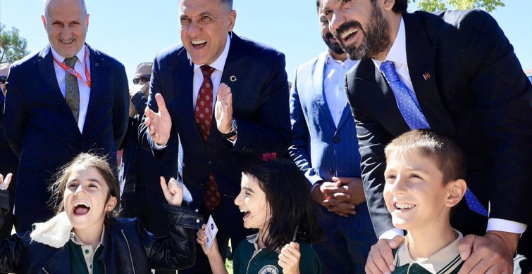 Bingöl'de 'Bir Anadolu Şenliği' Coşkuyla Başladı