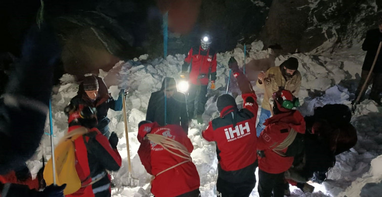 Bingöl’de çığ düşmesi sonucu 1 kişi kayıp!