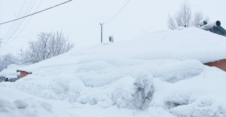Bingöl'de Kar Yağışı Tahribatı Artıyor