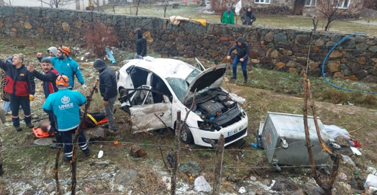 Bingöl'de Otomobil Devrildi: 7 Yaralı