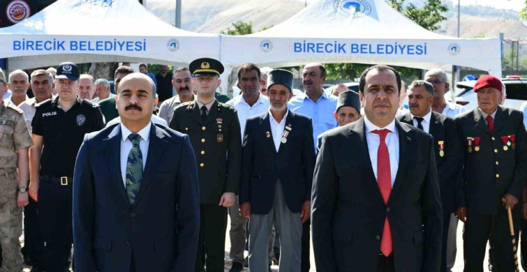 Birecik’in kurtuluşunun 106. yıl dönümü resmi törenle kutlandı