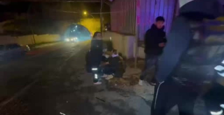 Birecik'te Otomobil ile Motosiklet Çarpıştı: İki Yaralı