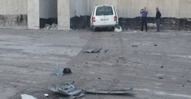 Birleştirme Aşamasında Olan Köprüden Aşağıya Uçtu