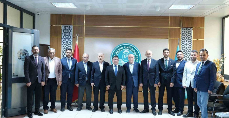 Birlik Vakfı Balıkesir Üniversitesi'nde Ziyaret Gerçekleştirdi