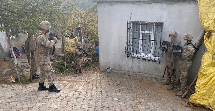 Bitlis Merkezli PKK Operasyonunda 9 Kişi Gözaltına Alındı