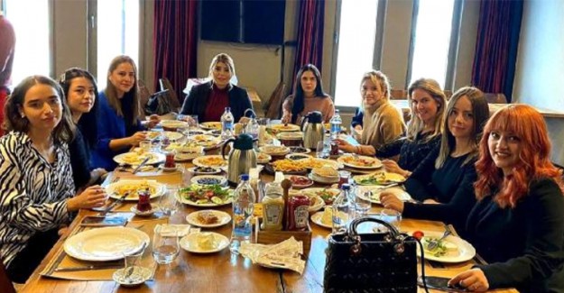 'Biz Büyük Bir Aileyiz'
