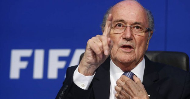 Blatter FIFA’yı Eleştirdi!  