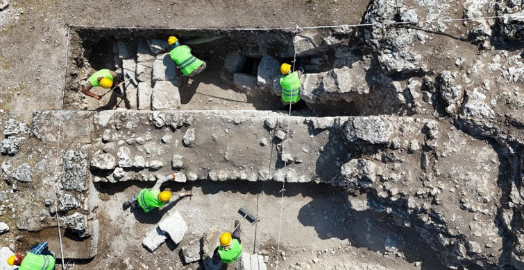 Blaundos Antik Kenti'nde 2 Bin Yıllık Stadyumun Kazı Çalışmaları Başladı