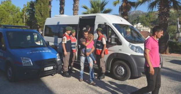 Bodrum Açıklarında Kaçak Göçmen Operasyonu: 12 Kaçak Göçmen Yakalandı