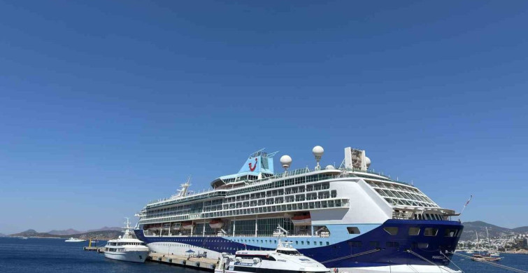Bodrum'a deniz yoluyla 1760 turist geldi