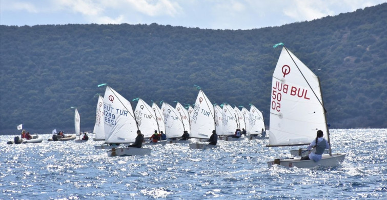 Bodrum'da 13. Uluslararası Optimist Yarışları Başladı