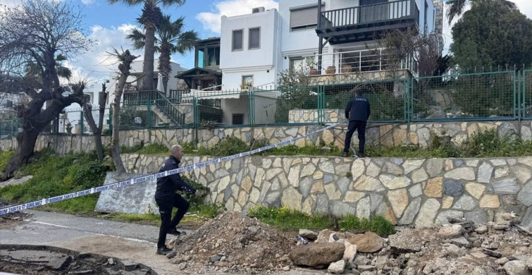 Bodrum'da Altyapı Çalışmaları Sırasında Tarihi Lahit Bulundu