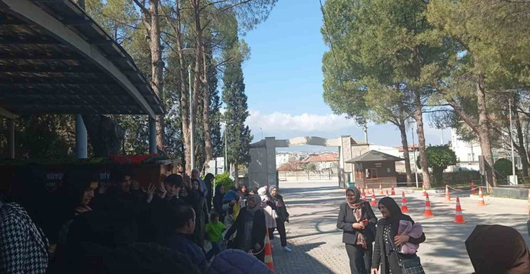 Bodrum'daki Göçmen Botu Faciasında 4 Kişi Toprağa Verildi