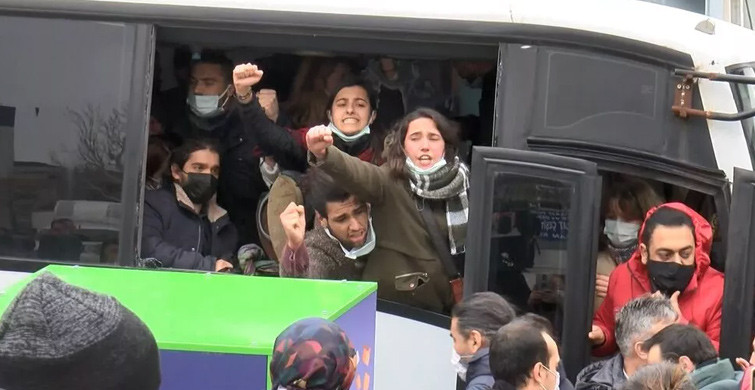 Boğaziçi Gözaltıları İçin Yapılan Eyleme Müdahale! Çok Sayıda Gözaltı Var