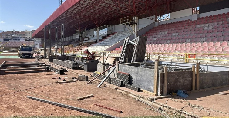 Bolu Atatürk Stadı'ndaki Yenileme Çalışmaları Devam Ediyor