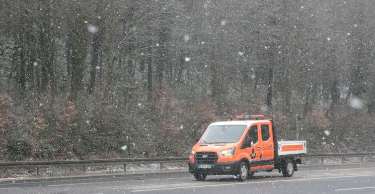 Bolu Dağı'nda Kar Etkisi: D-100 Kara Yolu Ulaşımda Dikkat Edilmesi Gerekenler