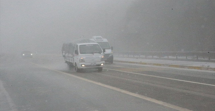 Bolu Dağı'nda Kar Yağışı Başladı
