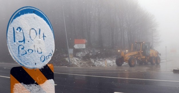 Bolu Dağı'nda Nisan Ayında Kar Yağdı