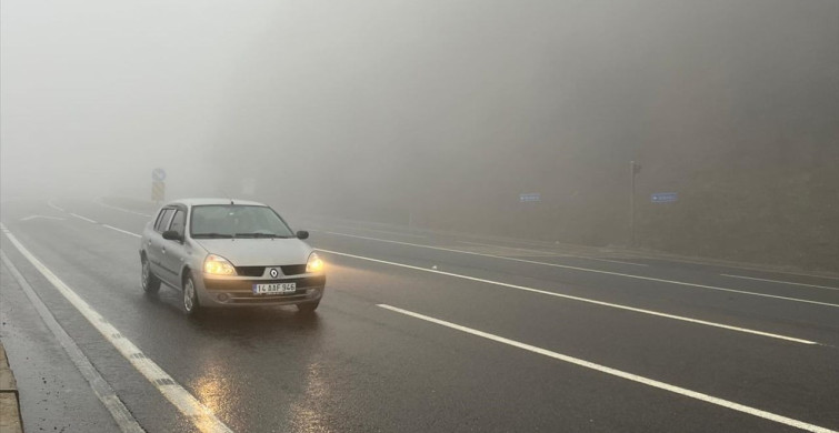 Bolu Dağı'nda Sis ve Sağanak Yağmur Etkili