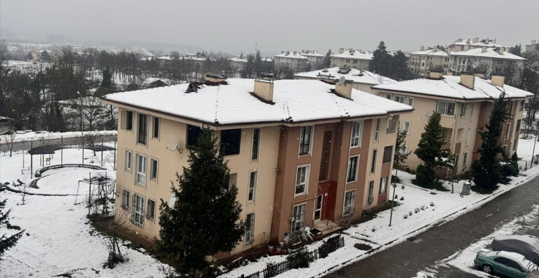 Bolu Dağı'nda Süren Kar Yağışı