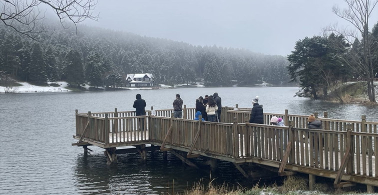 Bolu ve Kocaeli Yüksek Kesimlerinde Kar Yağışı Etkili Olmaya Devam Ediyor