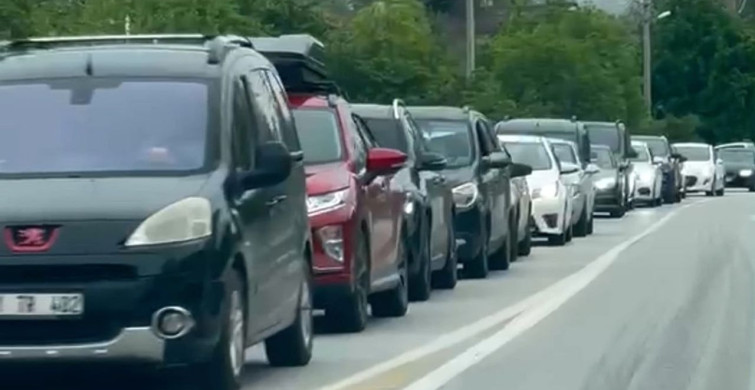 Bolu'da Alternatif Yollarda Uzun Araç Kuyrukları