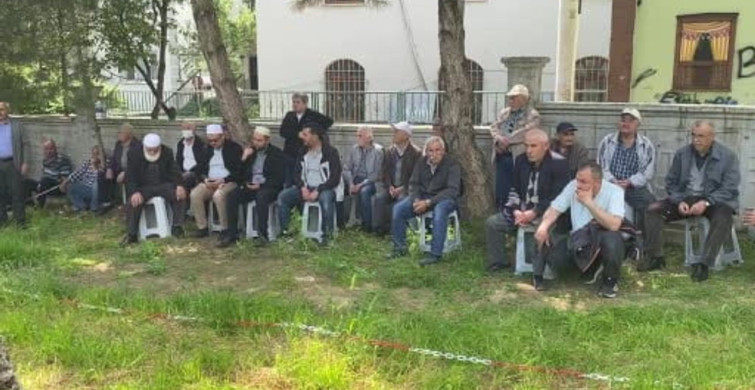 Bolu'da Arife Günü Kabir Ziyaretleri