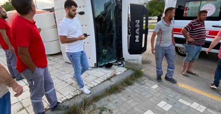 Bolu’da beton mikseri devrildi: 1 yaralı
