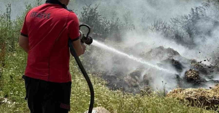 Bolu'da boş arazideki atık samanlar alev aldı