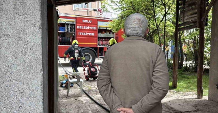 Bolu'da İki Katlı Evde Yangın