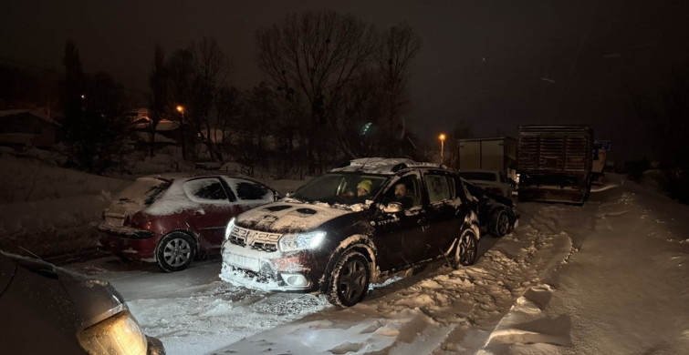 Bolu'da Kar Yağışı Nedeniyle Ulaşım Engellendi