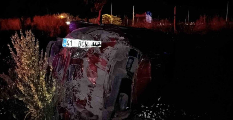 Bolu’da kontrolden çıkan otomobil takla attı: 2 yaralı