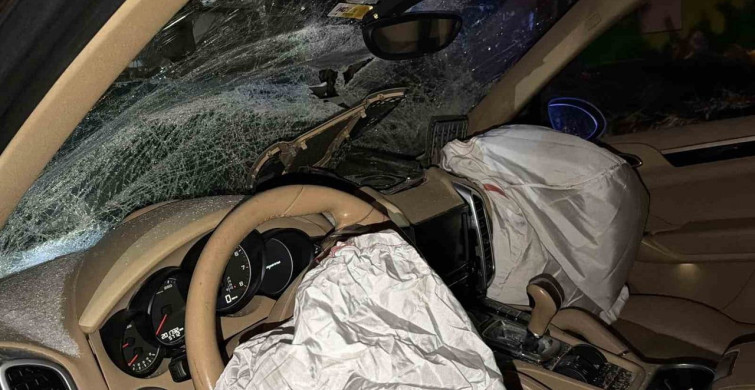 Bolu’da lüks SUV park halindeki tıra çarptı: 1 yaralı