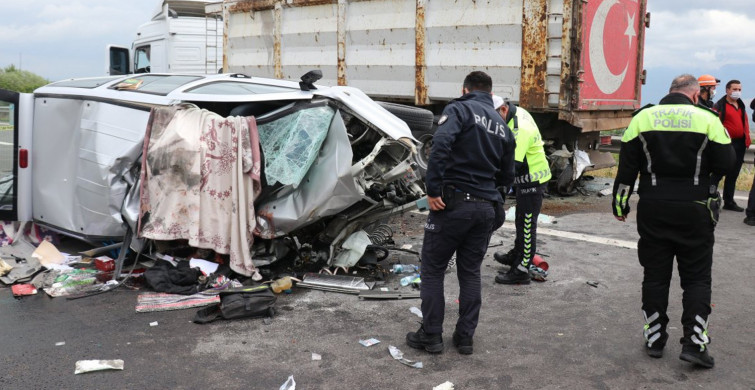 Bolu'da Otoyolda Feci Kaza: 1 Ölü, 2 Yaralı