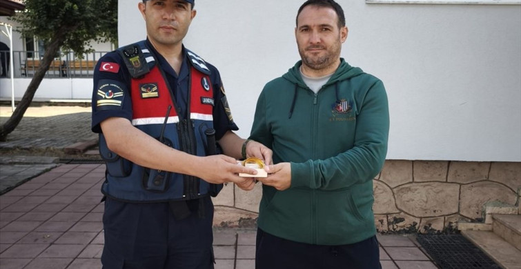 Bolu'da Ziynet Eşyası Bulunan Çanta Sahibine Ulaştırıldı