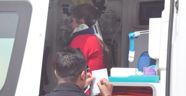 Boşanma Davası Çıkışı Eşi Ve Çocuklarına Taşla Saldırdı