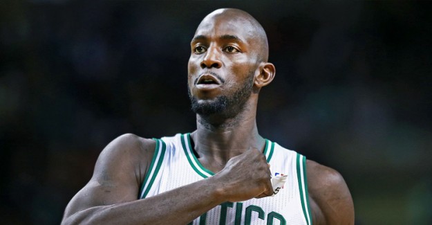 Boston, Kevin Garnett'in Formasını Emekliye Ayırıyor...