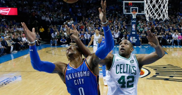 Boston, Oklahoma’yı Deplasmanda Yıktı!